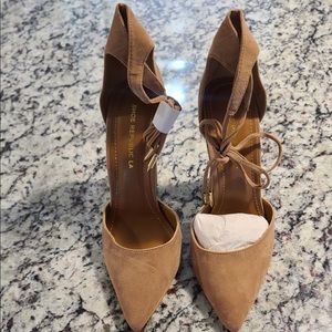 Brand new fashion nova heels.